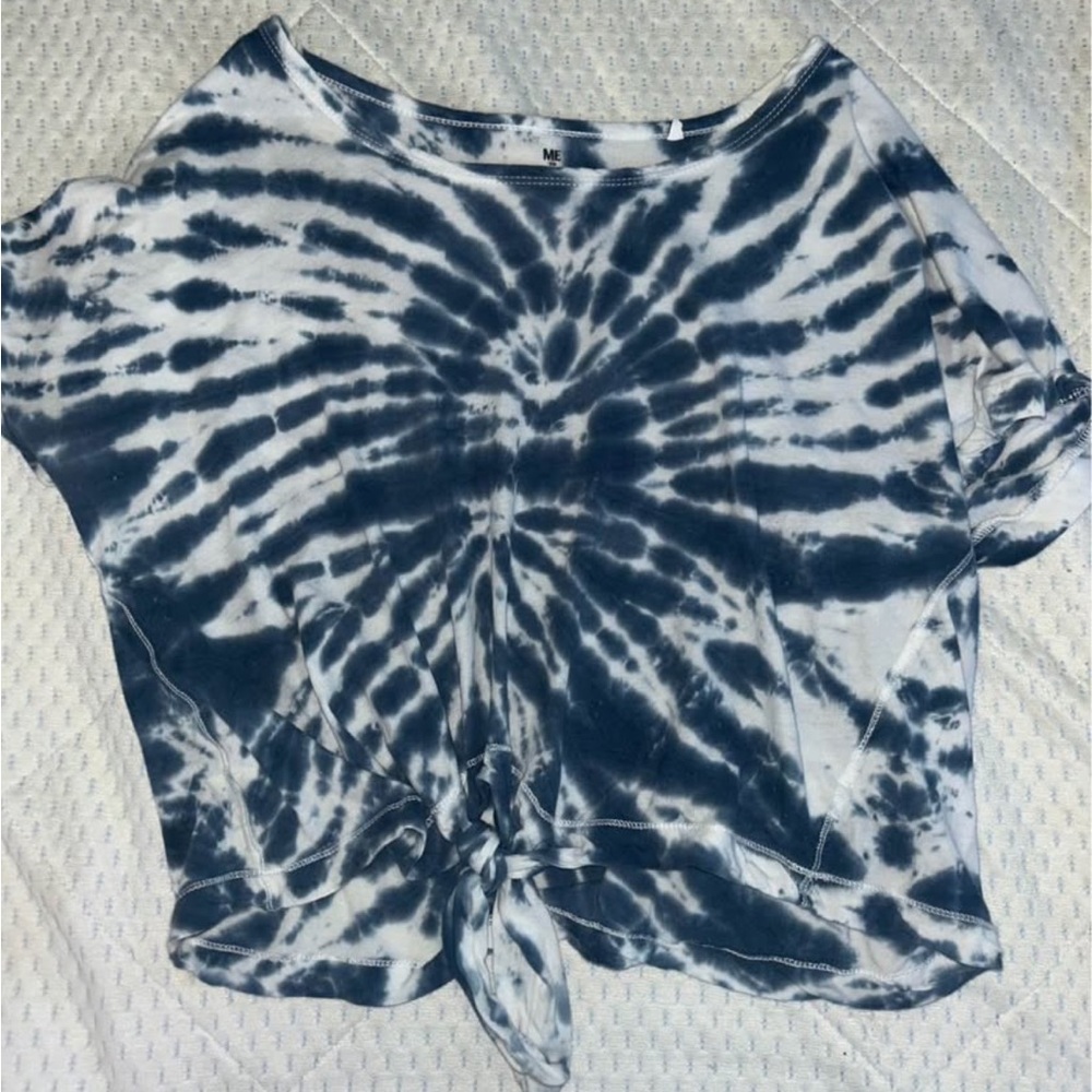 Me to We Navy Tie-Dye Short Sleeve Top